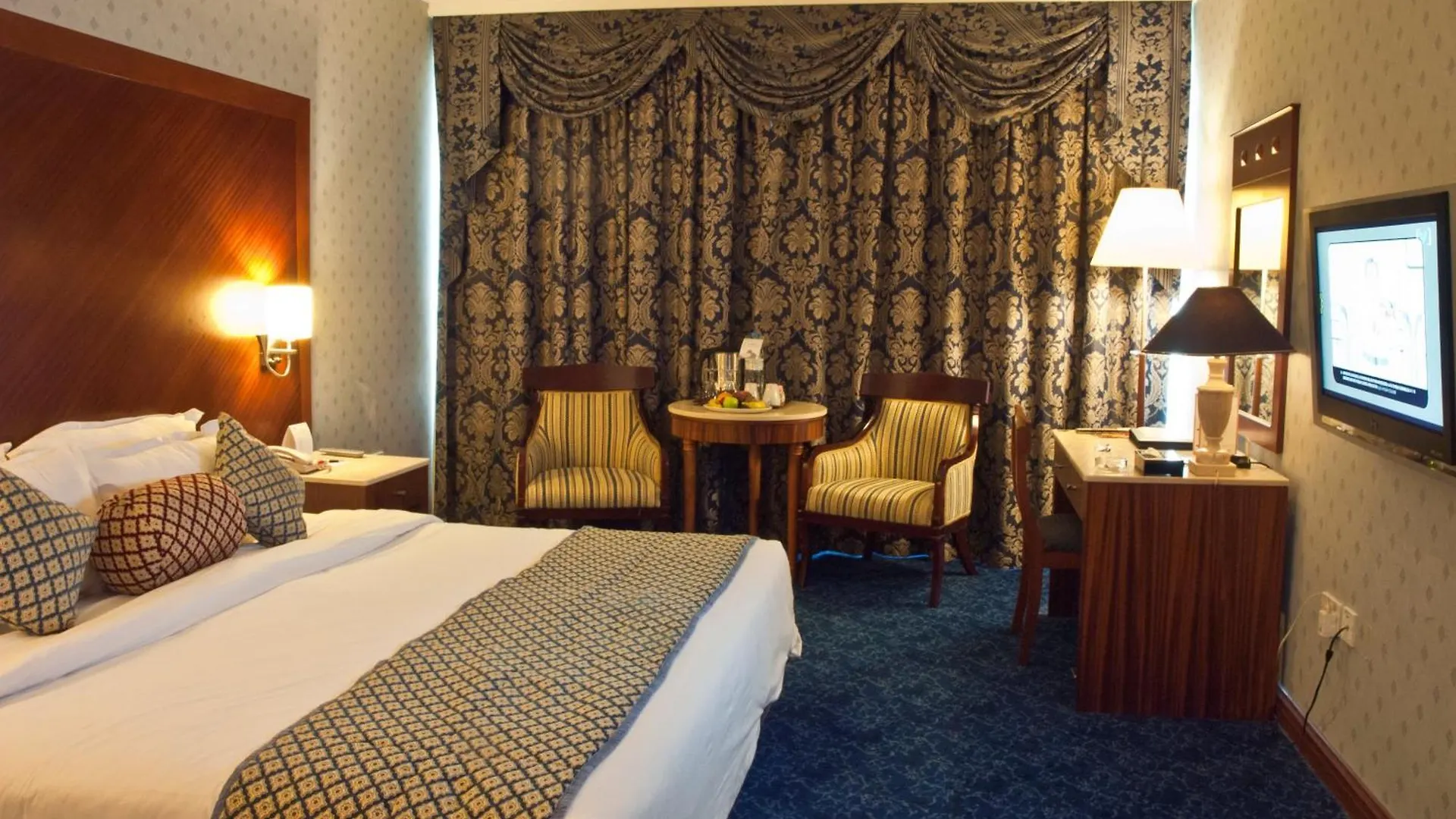Regent Palace Hotel Dubaj 4*,  Zjednoczone Emiraty Arabskie